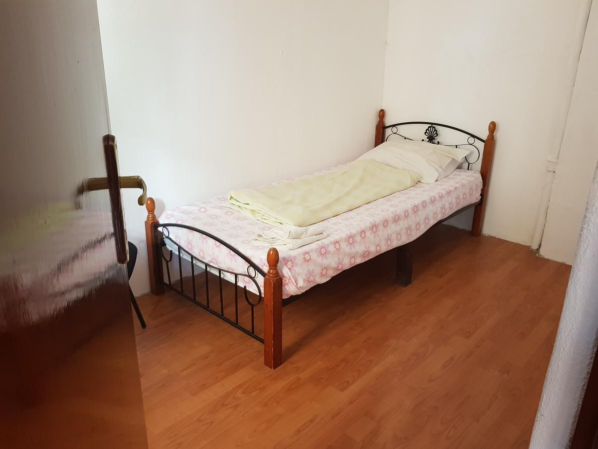 Casa Boiereasca Albergue Craiova Exterior foto